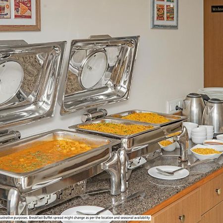 Treebo Sahara Suites 750 M From St Johns Medical College And Hospital Bangalore Eksteriør billede